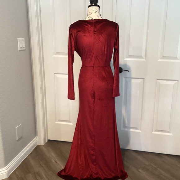 Babalet Women Formal Dress, Size Medium, Color Red - Picture 2 of 3